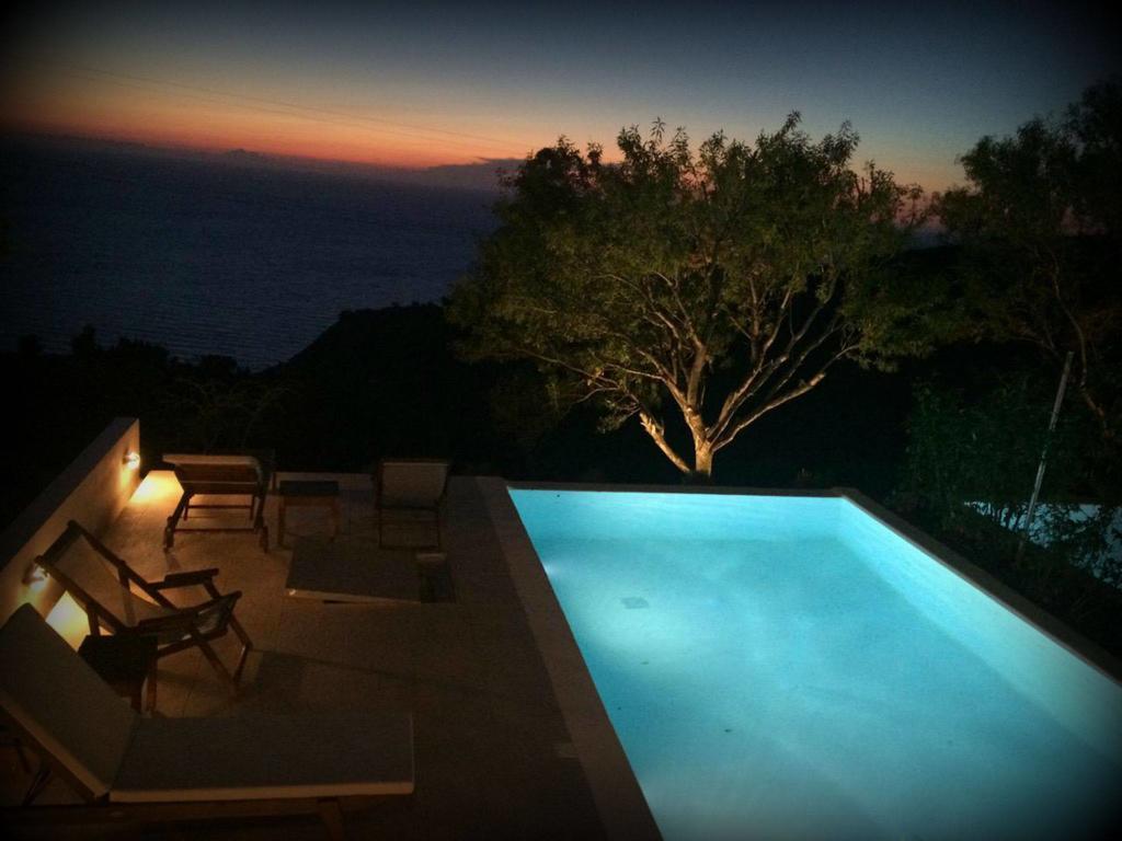 Yades Villas Athánion Quarto foto